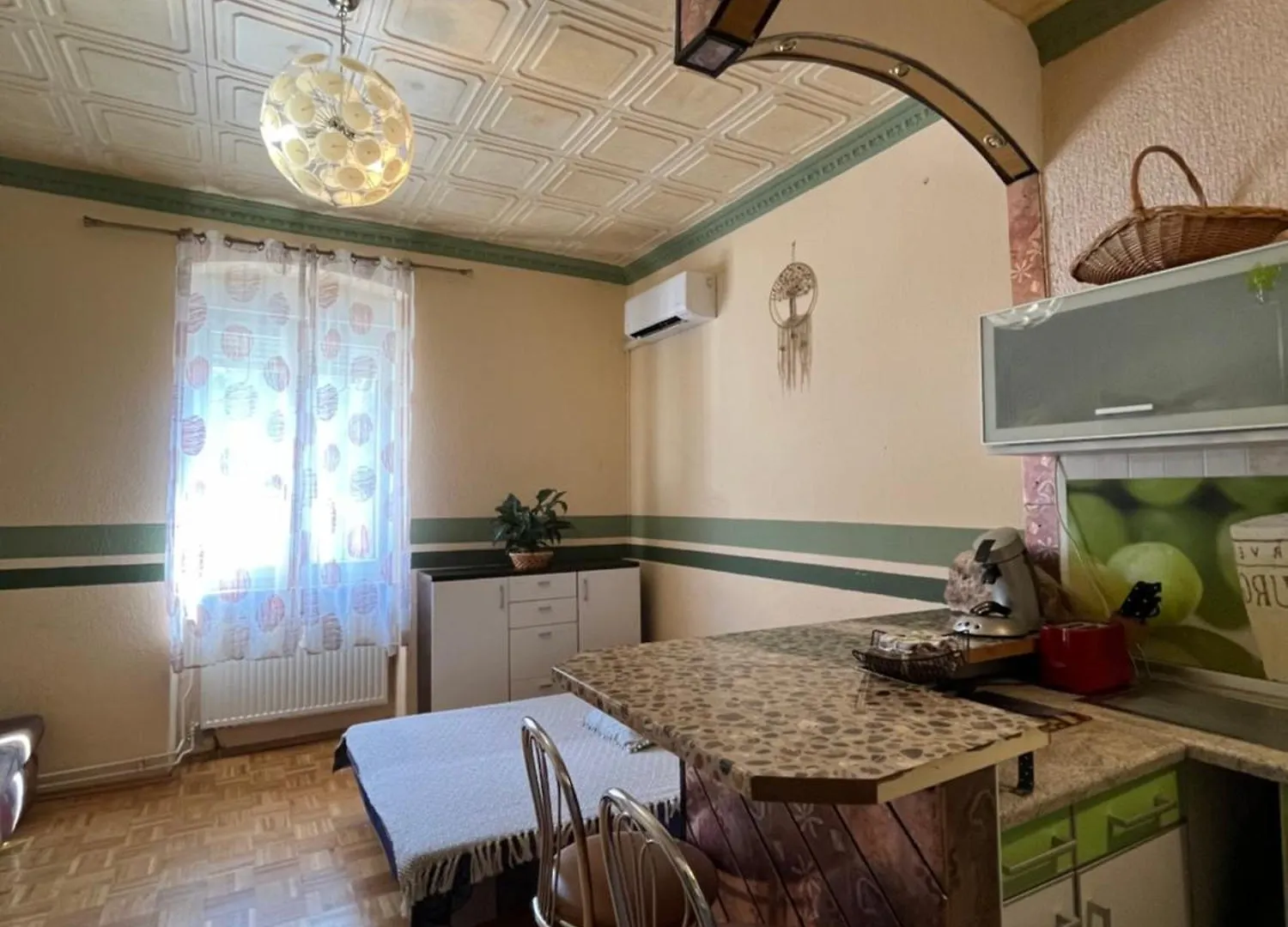 Zeleni Apartman Πούλα