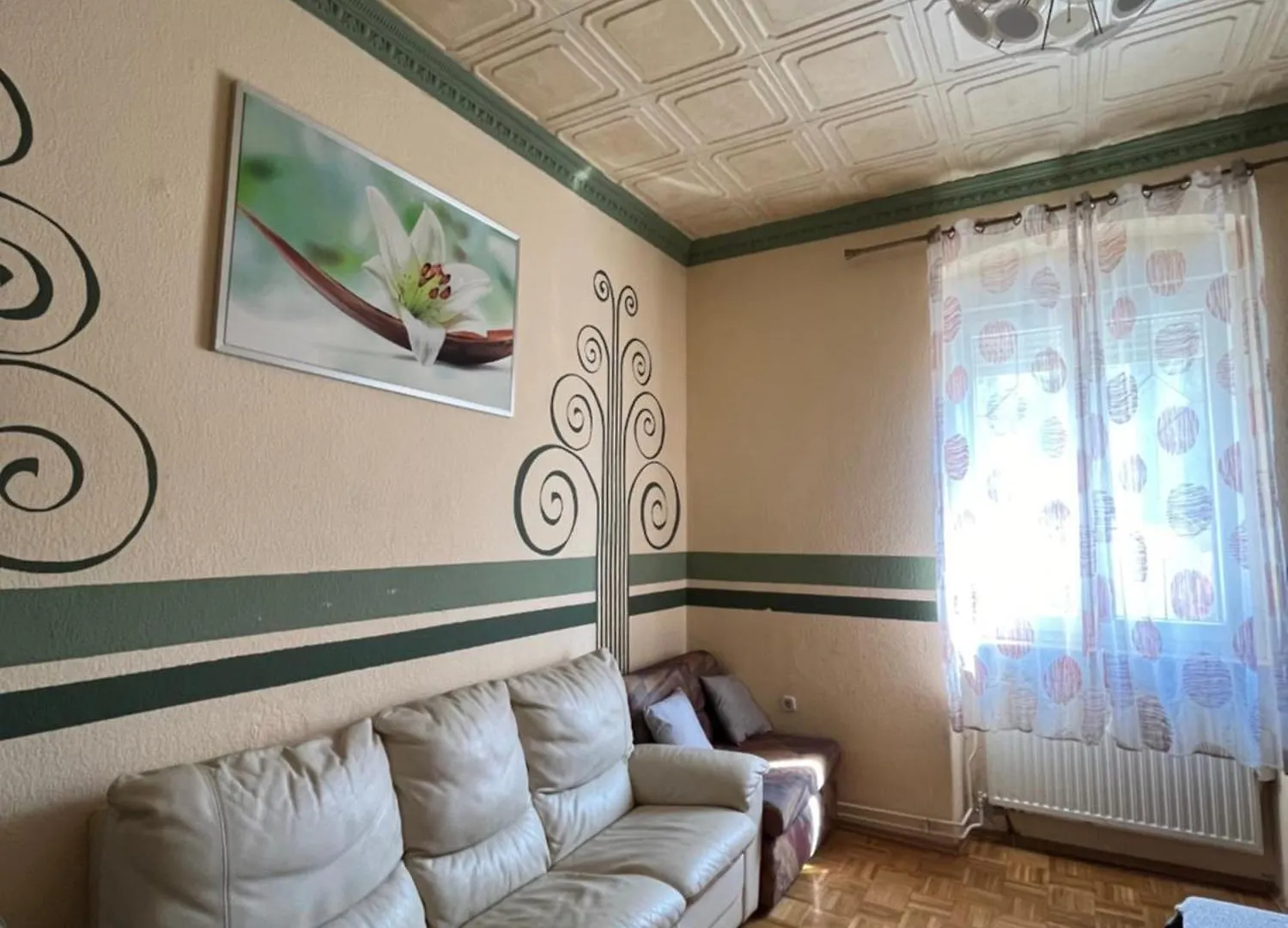 Zeleni Apartman Πούλα